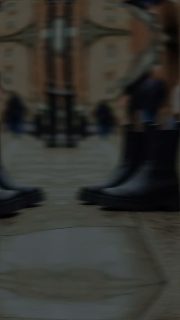 #inway #chelseaboots #boots #woman